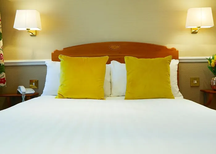 Palm Court Hotel