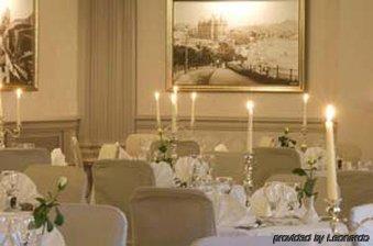 Palm Court Hotel